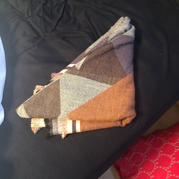 BP PLAID SCARF. Measures 55in by 55in - Picture 2 of 4